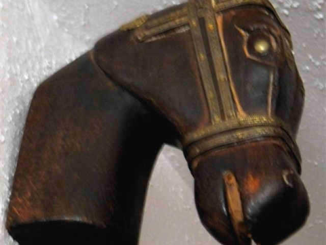 Anonyme-Cheval-Bois-sculpt