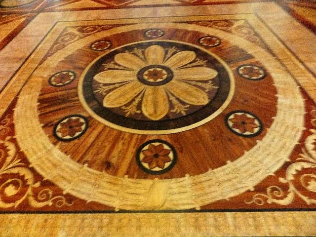 08-Parquet-marqueterie-salle-Pierre-le-Grand